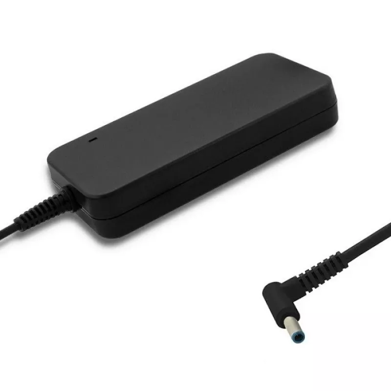 Maitinimo adapteris / inverteris Qoltec 51735 150 W juodas