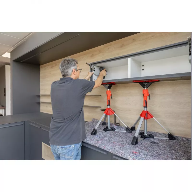 Lubų ir montavimo atrama Bessey STE90 reguliuojama 575–910 mm su siurblio rankena