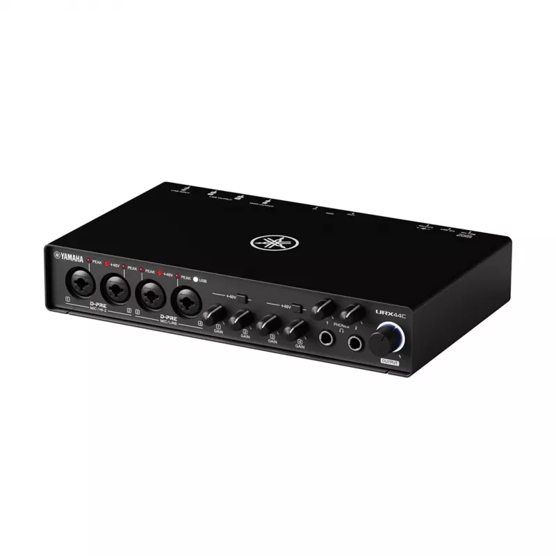 Garso / MIDI sąsaja YAMAHA URX44C — kompaktiškas USB garso ir MIDI ryšys