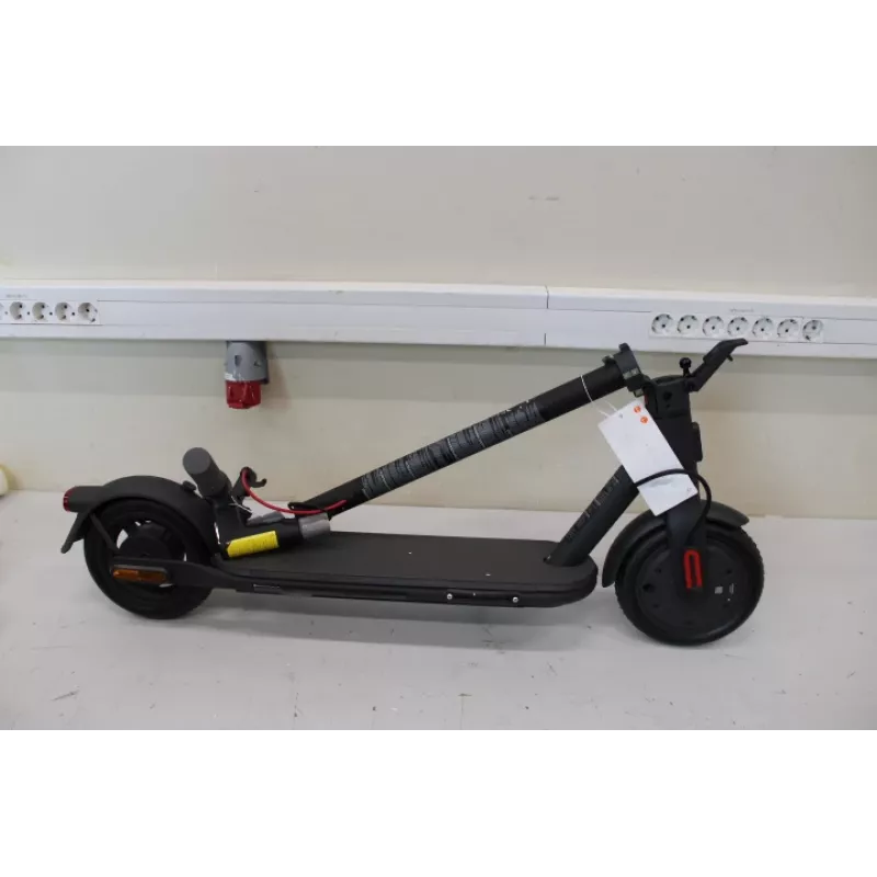 IŠPARDAVIMAS. Xiaomi Electric Scooter 4 Lite EU | IŠPARDAVIMAS. IŠPARDAVIMAS. Xiaomi Electric Scooter 4 Lite EU | 300 W | 25 km/h | 8.5 colio | 3 mėn. | Juoda | NAUDOTAS, PAŽEISTA PAKUOTĖ, TRŪKSTA: ĮKROVIKLIO IR ŠEŠIAKAMPIO RAKTO