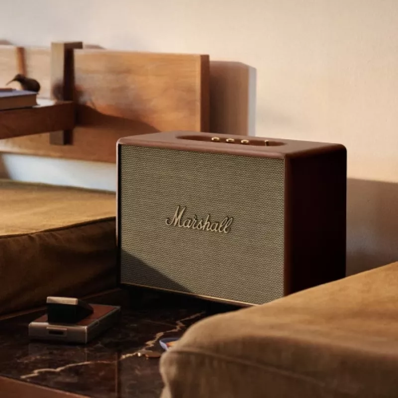Belaidis garsiakalbis MARSHALL Woburn III Brown — kelių kambarių, Bluetooth, Wi‑Fi, analoginiai įėjimai