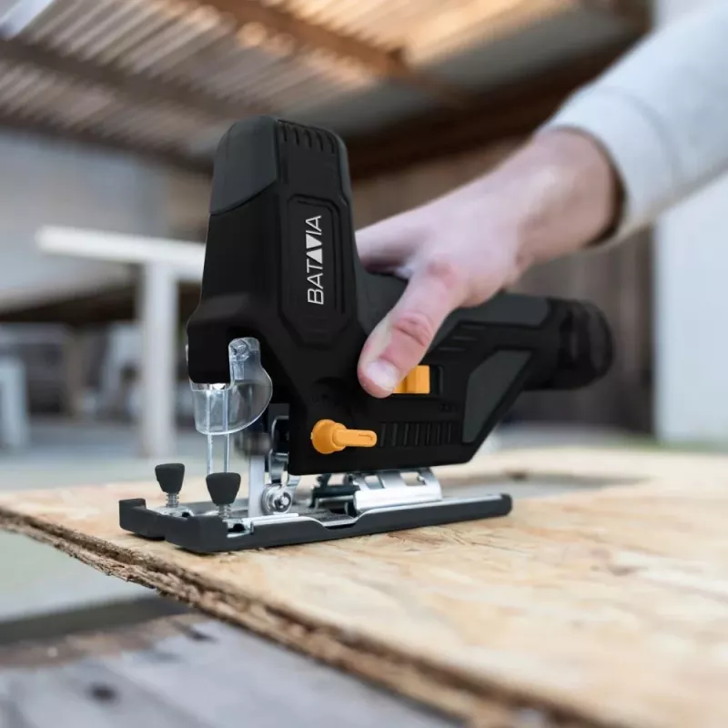 Batavia B.V. | 12V belaidis pjūklas - Fixxpack 2.0 rinkinys (su 2,0 Ah baterija ir USB-C įkrovimo laidu)