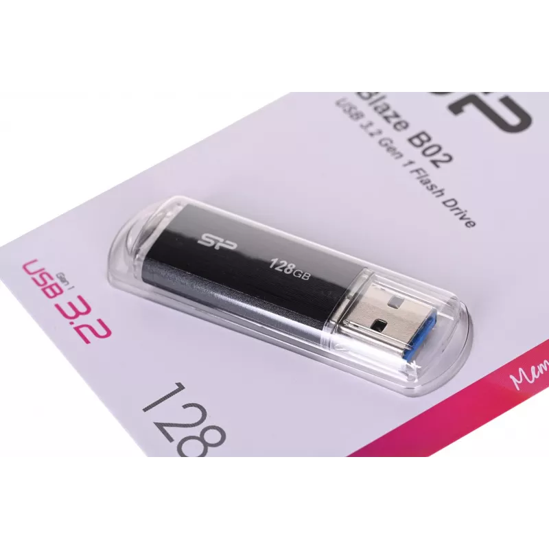 USB atmintukas Silicon Power 128 GB USB Type-A 3.2 Gen 1 Blaze B02, plastikinis dangtelis, raktų pakabukas, juodas