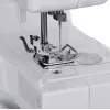 Pusiau automatinė siuvimo mašina SINGER M1005 — 11 dygsnių, 4 mm dygsnio plotis, viršutinė įdedama ritė, laisva rankovė, 2,5 kg