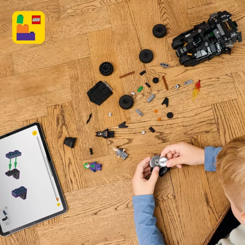 LEGO BATMAN 76303 Betmeno Tumbleris prieš Dviveidį ir Džokerį