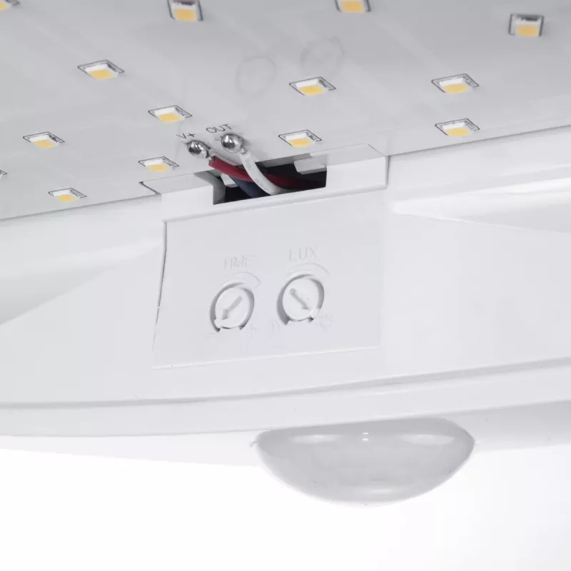 Sieninis LED šviestuvas MACLEAN MCE357W su IR judesio jutikliu, baltas, lauko/vidaus