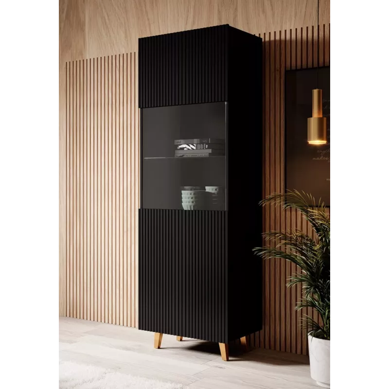 Vitrina Cama Meble PAFOS 60x40x182 cm matinė juoda — pastatoma prie sienos laikymo spinta