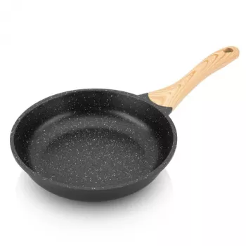 ETA | Keptuvė | ETA792990000 TITANIUM II | Universali | Skersmuo 24 cm | Elektrinė, indukcinė, dujinė, stiklo keramika | Tinka indukcinei kaitlenei | Fiksuota rankena | Juoda
