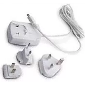 Juodųjų uogų ASY-07965-007 maitinimo adapteris baltas