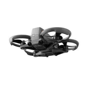 Dronas DJI Avata 2 — maksimalus atstumas 13 000 m, maksimalus greitis 27 m/s, 4 rotoriai, juodas (be akinių ar nuotolinio valdiklio)