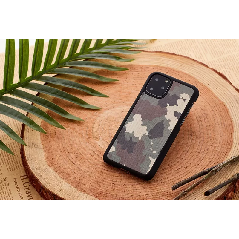 Išmaniojo telefono dėklas man and wood, skirtas „iPhone 11 Pro Max“ — kamufliažinė juoda