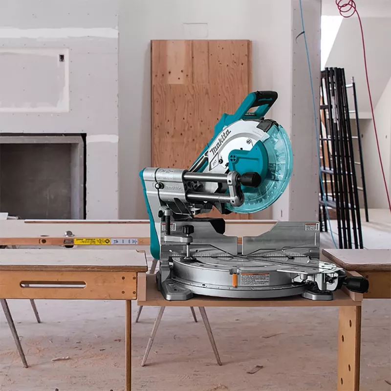 Makita DLS211ZU kampinis pjūklas 4400 RPM