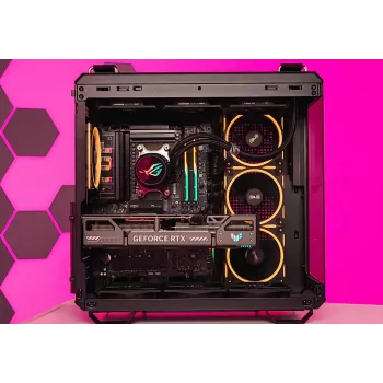 DistriNode žaidimų kompiuteris pagal jus — Ryzen 7 9800X3D + RTX 5070 Ti, 32GB DDR5