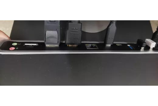USB-C dokavimo stotelės: nešiojamojo kompiuterio darbo vietos pirkimo vadovas