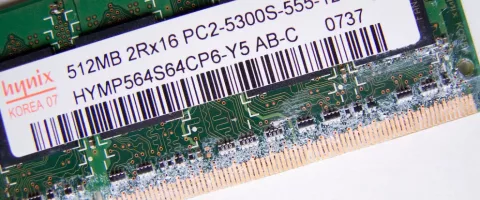 Nešiojamojo kompiuterio RAM ir SSD atnaujinimas: žingsnis po žingsnio pirkimo vadovas IT komandoms