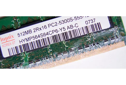Nešiojamojo kompiuterio RAM ir SSD atnaujinimas: žingsnis po žingsnio pirkimo vadovas IT komandoms