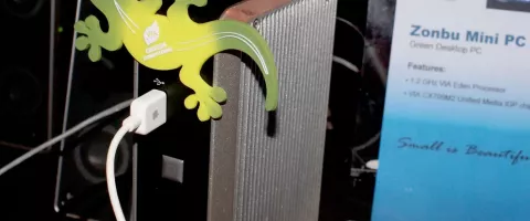 Mini kompiuteris ar stalinis bokštas biuro darbui: pirkimo sistema