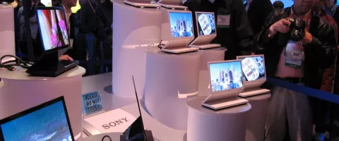 IPS vs VA vs OLED: tinkamo monitoriaus skydelio pasirinkimas