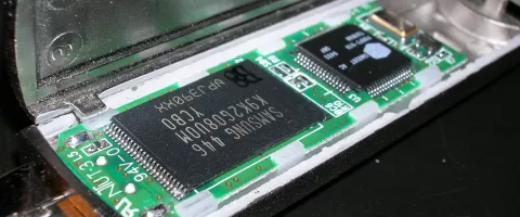 Išorinis SSD ar USB atmintinė: kurią nešiojamąją laikmeną pirkti?