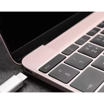 D-Link 6-in-1 USB-C Hub su HDMI / kortelių skaitytuvu / Power Delivery