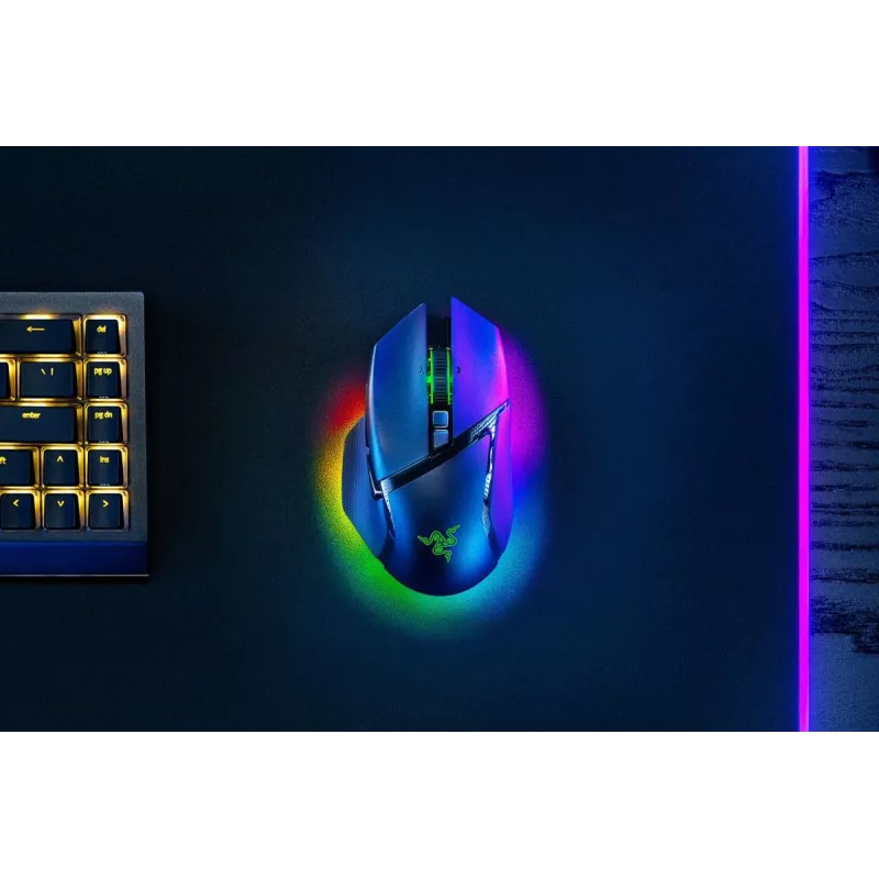 RAZER Basilisk V3 Pro pritaikoma belaidė žaidimų pelė su Razer HyperScroll pakreipiamu ratuku