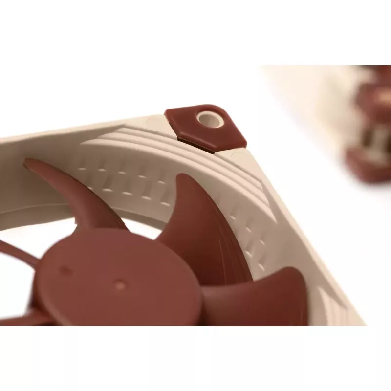 Korpuso ventiliatorius Noctua NF-A8 PWM — 80 mm, 12 V, 450–2200 RPM, 55,5 m³/h, 17,7 dB, MTBF 150000 h