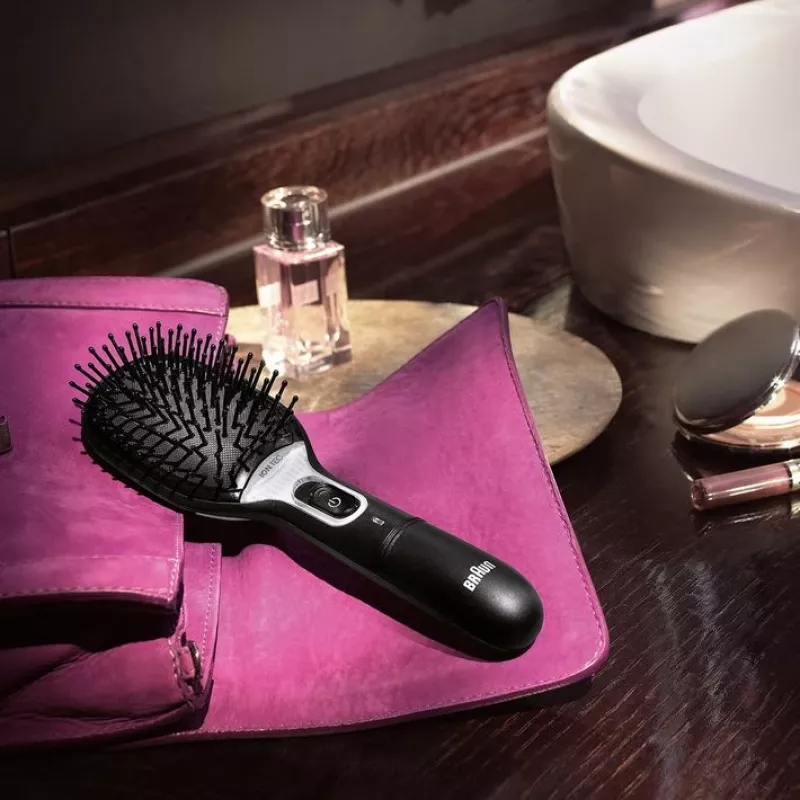 Plaukų šepetys-pagalvė BRAUN BR710 suaugusiems, juodos ir žalios spalvos, 175 g
