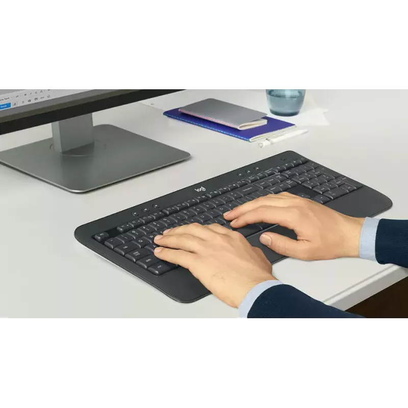 Belaidis klaviatūros ir pelės rinkinys Logitech MK540 Advanced — pilno dydžio QWERTY klaviatūra, USB imtuvas, JAV išdėstymas, ergonomiška pelė, juoda/balta