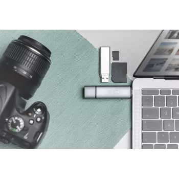 DIGITUS kombinuotas kortelių skaitytuvas su USB šakotuvu (USB-C + USB 3.0) 1x SD, 1x MicroSD, 1x USB 3.0, pilka