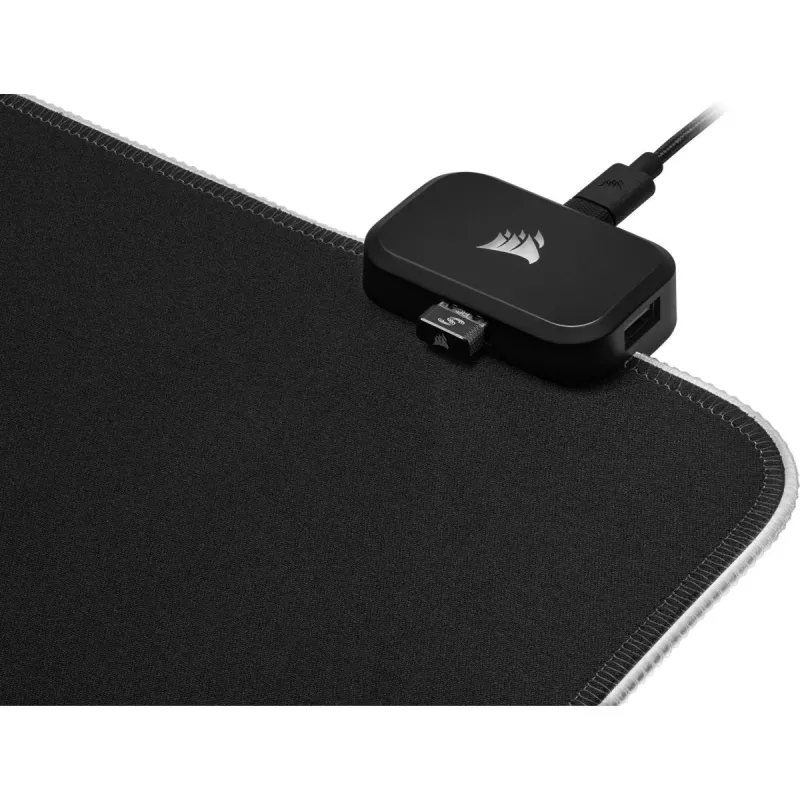 Žaidimų pelės kilimėlis CORSAIR MM700 RGB — 930×400 mm, 4 mm storio, guminis pagrindas, USB maitinamas LED apšvietimas, juodas