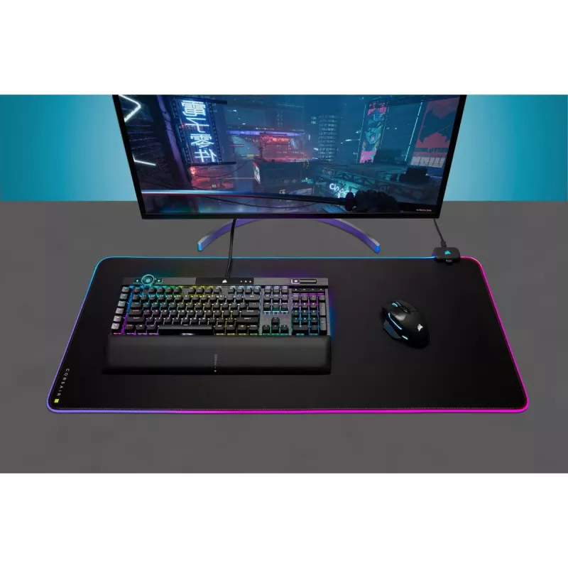 Žaidimų pelės kilimėlis CORSAIR MM700 RGB — 930×400 mm, 4 mm storio, guminis pagrindas, USB maitinamas LED apšvietimas, juodas
