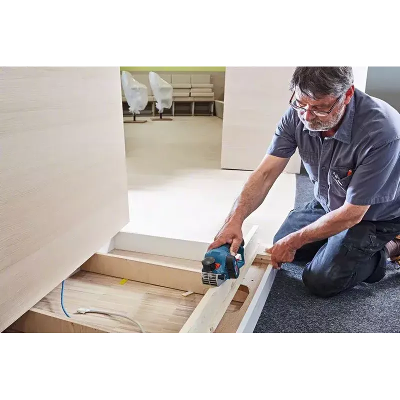 Bosch GHO 12V-20 Professional juoda, mėlyna, raudona 14500 aps./min.