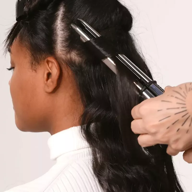Tiesintuvas BABYLISS ELIPSIS3000 STYLER — keraminės plokštelės, 55 W, 5 šilumos lygiai, 150–230°C, joninis, 2,7 m sukamas laidas, juodas