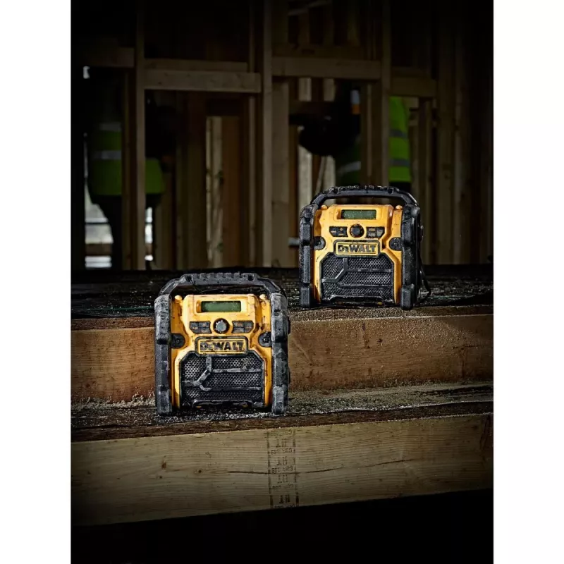 DEWALT Belaidis ličio jonų DAB+/FM kompaktiškas radijas – tik įrankio korpusas