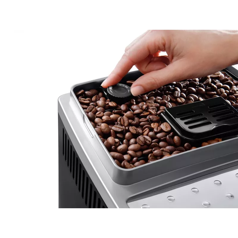 Espresso aparatas De’Longhi Magnifica S Smart ECAM 250.23.SB — 1,8 L vandens talpa, 250 g pupelių talpykla, 15 barų, įmontuotas malūnėlis