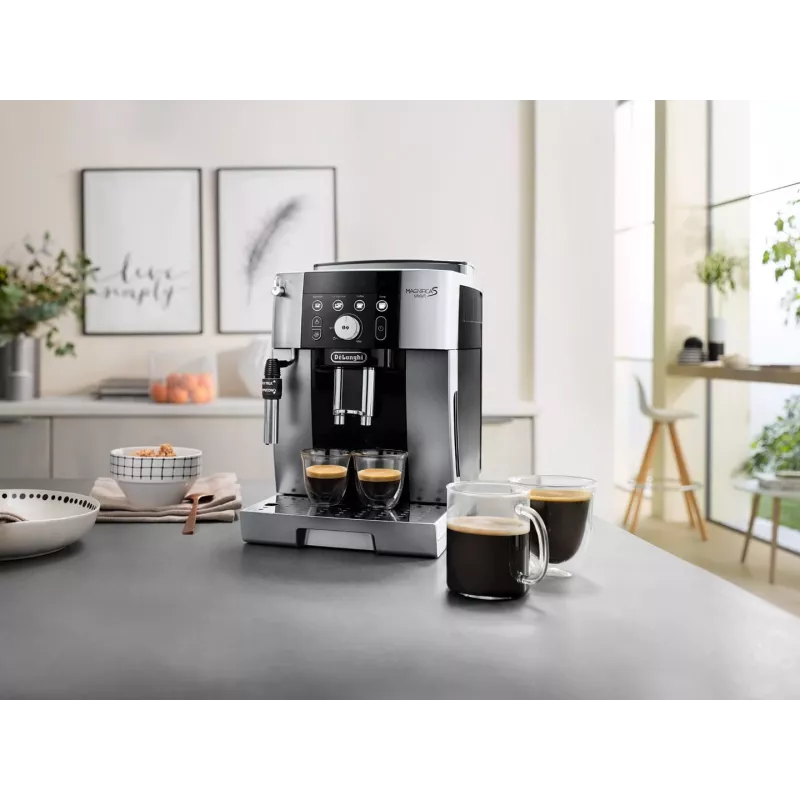 Espresso aparatas De’Longhi Magnifica S Smart ECAM 250.23.SB — 1,8 L vandens talpa, 250 g pupelių talpykla, 15 barų, įmontuotas malūnėlis