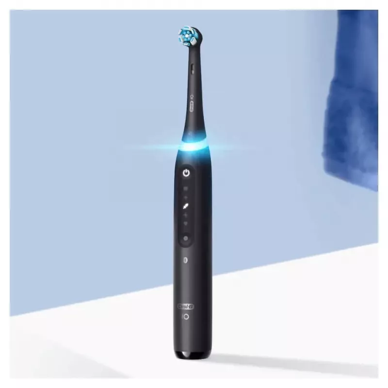Oral-B iO Series 5 suaugusiųjų vibruojantis dantų šepetėlis Juodas