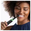 Oral-B iO Series 5 suaugusiųjų vibruojantis dantų šepetėlis Juodas