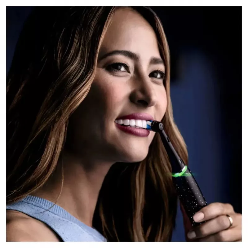 Oral-B iO Series 10 suaugusiųjų besisukantis-osciliuojantis dantų šepetėlis Juoda