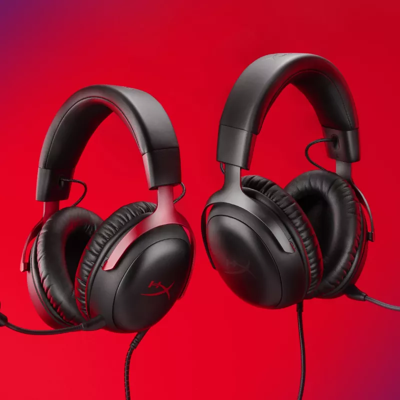 HyperX Cloud III – žaidimų ausinės (juoda/raudona)