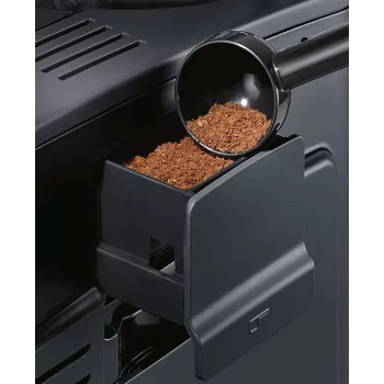 Espresso aparatas Siemens EQ.6 plus s100 — 1,7 L vandens bakas, 15 barų, 300 g pupelių talpa, 1500 W