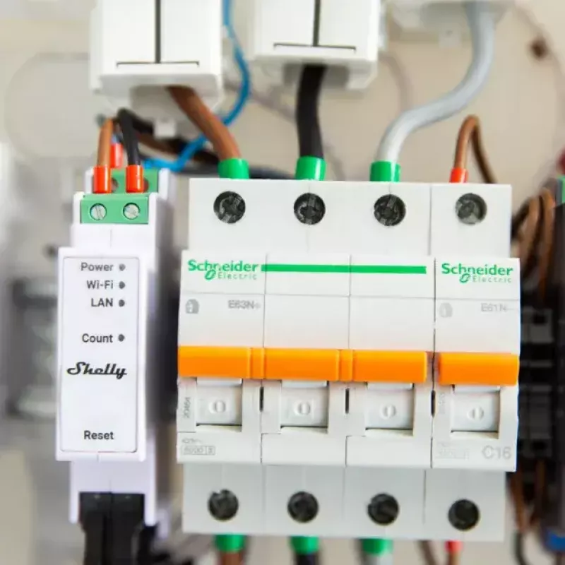 Shelly Pro 3EM energijos sąnaudų matuoklis kintamoji srovė 120 A 50-60 Hz