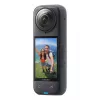 Veiksmo kamera Insta360 X4 — 72 MP, 8K (7680×3840) CMOS, 1/2 colio jutiklis, įmontuotas ekranas, Wi‑Fi, 120 kadrų per sekundę, MicroSD, 602 g, juoda