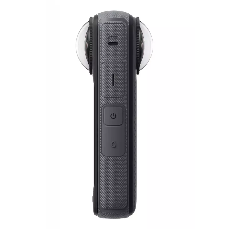 Veiksmo kamera Insta360 X4 — 72 MP, 8K (7680×3840) CMOS, 1/2 colio jutiklis, įmontuotas ekranas, Wi‑Fi, 120 kadrų per sekundę, MicroSD, 602 g, juoda