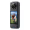 Veiksmo kamera Insta360 X4 — 72 MP, 8K (7680×3840) CMOS, 1/2 colio jutiklis, įmontuotas ekranas, Wi‑Fi, 120 kadrų per sekundę, MicroSD, 602 g, juoda
