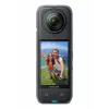 Veiksmo kamera Insta360 X4 — 72 MP, 8K (7680×3840) CMOS, 1/2 colio jutiklis, įmontuotas ekranas, Wi‑Fi, 120 kadrų per sekundę, MicroSD, 602 g, juoda