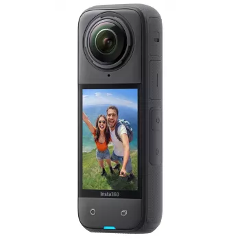 Veiksmo kamera Insta360 X4 — 72 MP, 8K (7680×3840) CMOS, 1/2 colio jutiklis, įmontuotas ekranas, Wi‑Fi, 120 kadrų per sekundę, MicroSD, 602 g, juoda