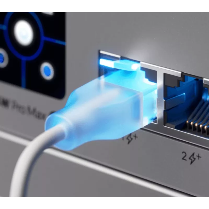 Tinklo komutacinis kabelis UBIQUITI UACC-Cable-Patch-EL-1M-W — Cat6, 1 m, 2.5 GbE, PoE++ (4PPoE), permatomas, RJ-45 kištukas–kištukas
