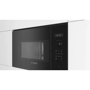 Įmontuojama solo mikrobangų krosnelė Bosch Serie 6 BFL554MB0 – 900 W, 25 L, sukamasis ir jutiklinis valdymas, juoda