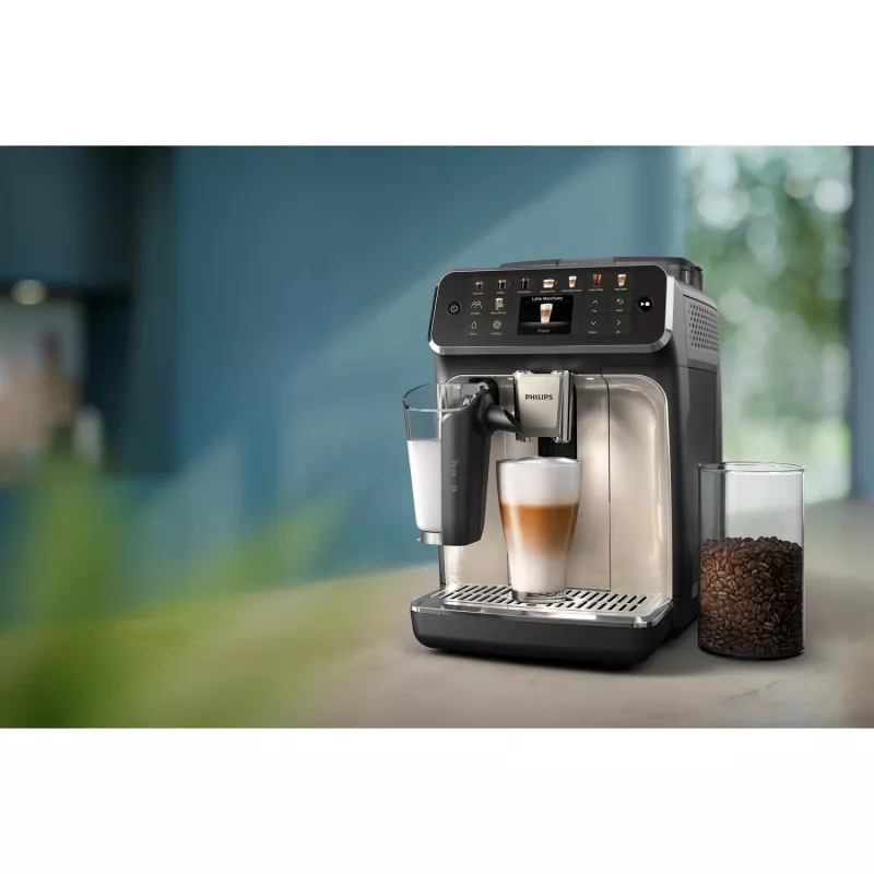 Philips 5500 serijos EP5547/90 kavos aparatas Pilnai automatinis Espresso aparatas 1,8 L
